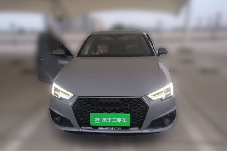 Used Audi A4L 2019 40 TFSI Fashion Edition China VI Emission Standard Front