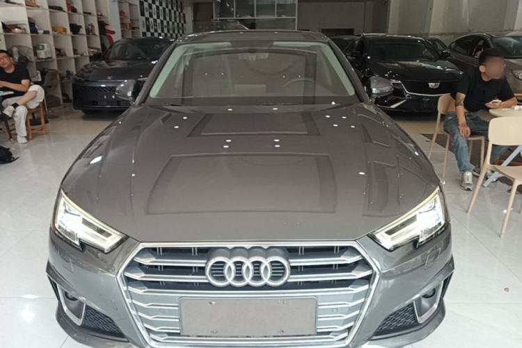 Used Audi A4L 2019 40 TFSI Fashion Edition China VI Emission Standard Front