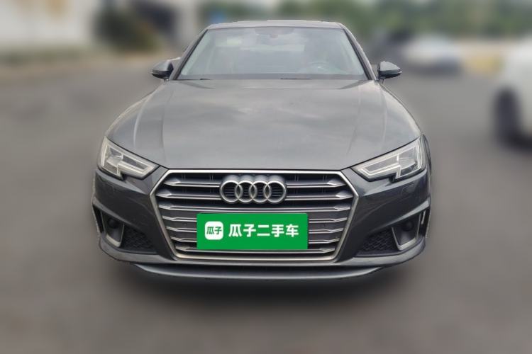 Used Audi A4L 2019 40 TFSI Fashion Edition China VI Emission Standard Front