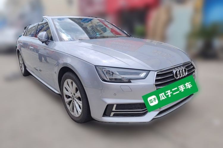 Used Audi A4L 2019 40 TFSI Ambition China VI Front Right 45 Deg