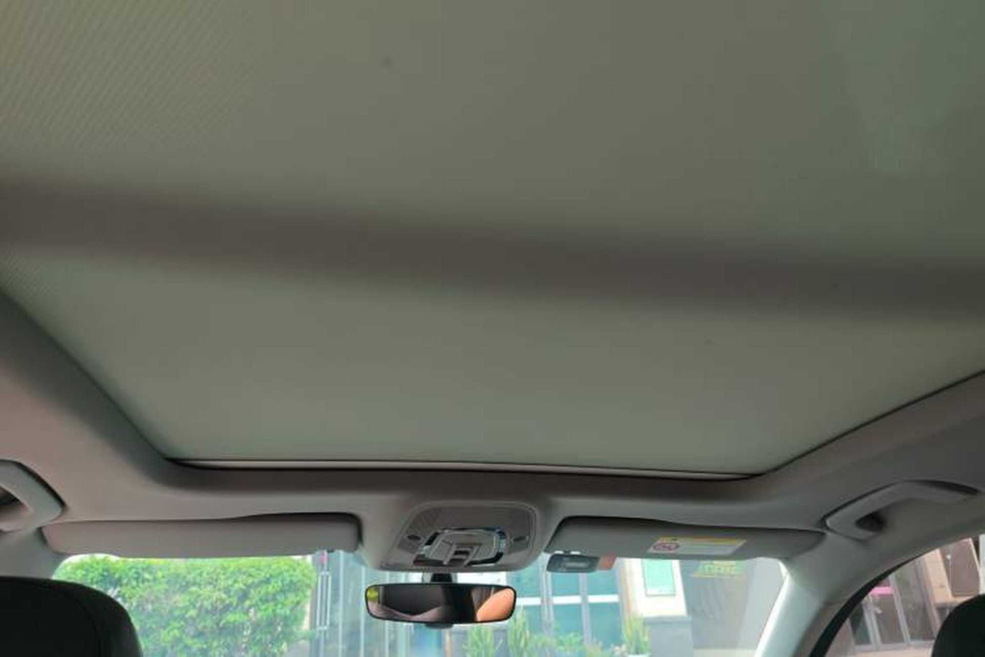 Used Audi A4L 2019 40 TFSI Fashion Edition China VI Emission Standard Headliner