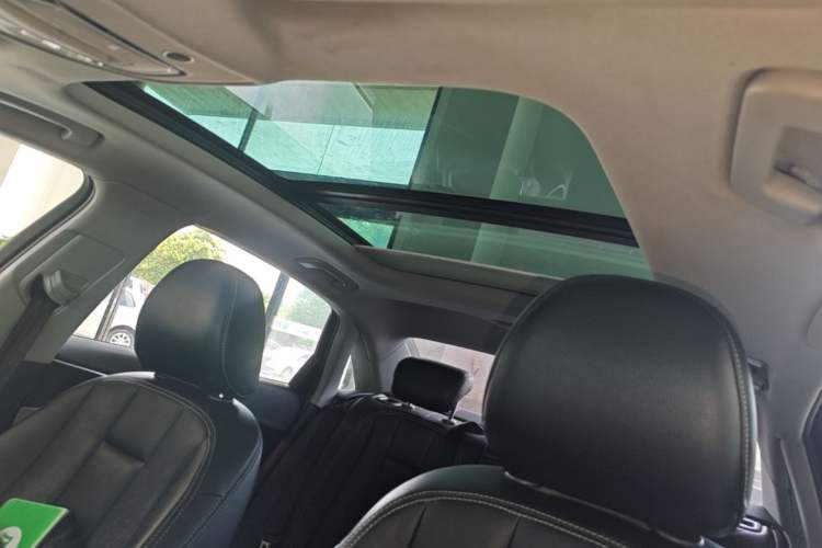 Used Audi A4L 2019 40 TFSI Ambition China VI Headliner