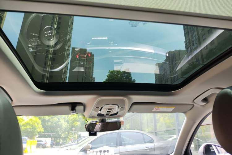 Used Audi A4L 2019 40 TFSI Fashion Version China V Headliner