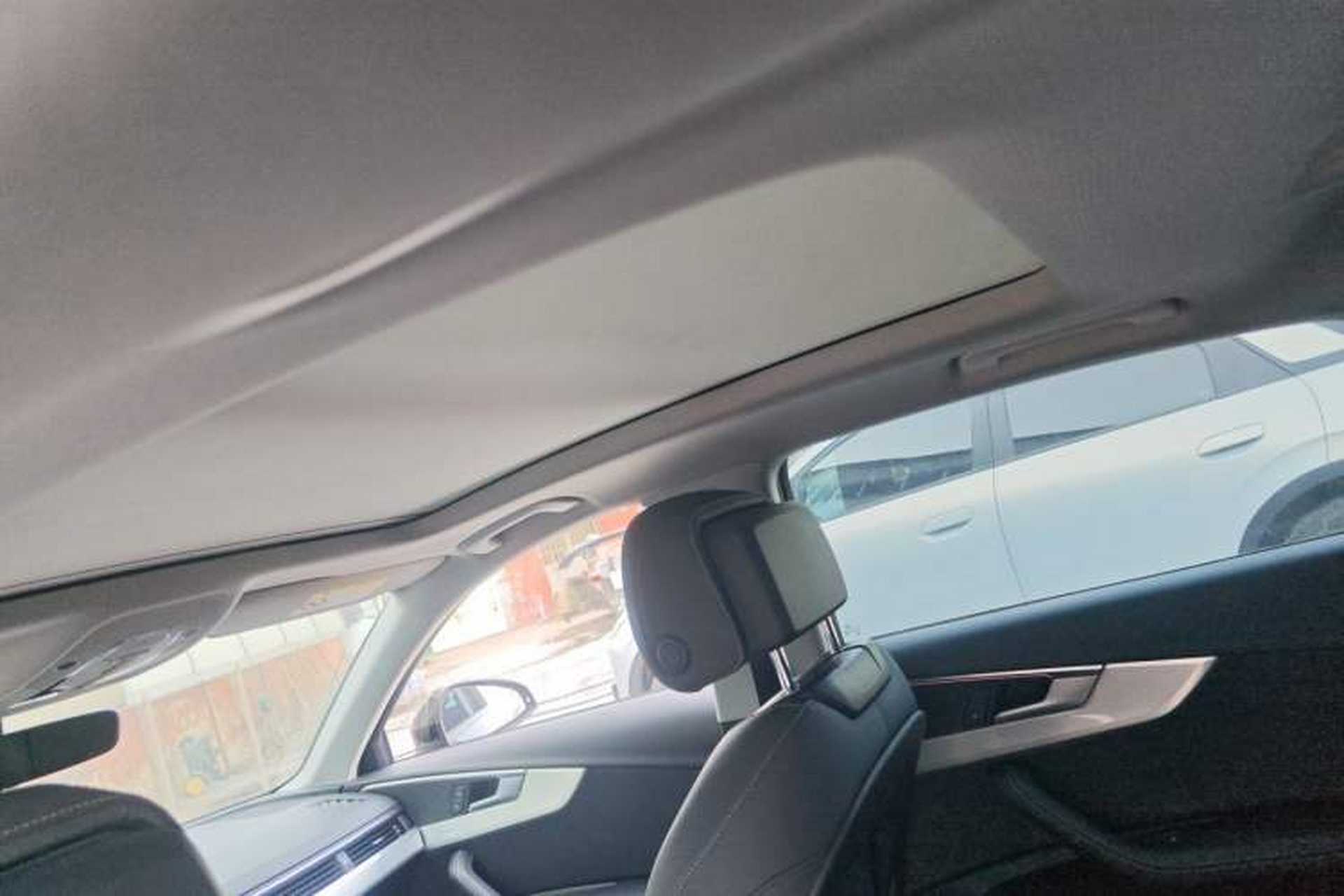 Used Audi A4L 2019 45 TFSI quattro Individual Sport Edition China VI Headliner
