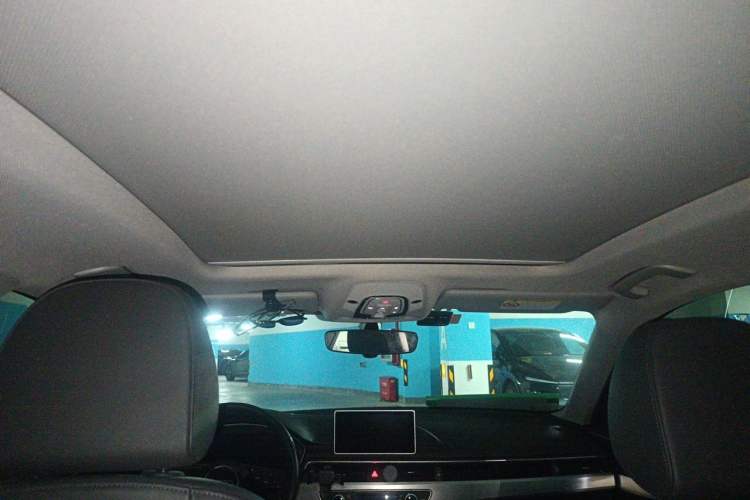 Used Audi A4L 2019 40 TFSI Fashion Version China V Headliner