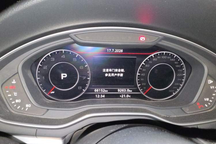 Used Audi A4L 2019 40 TFSI Fashion Edition China VI Emission Standard Instrument Cluster