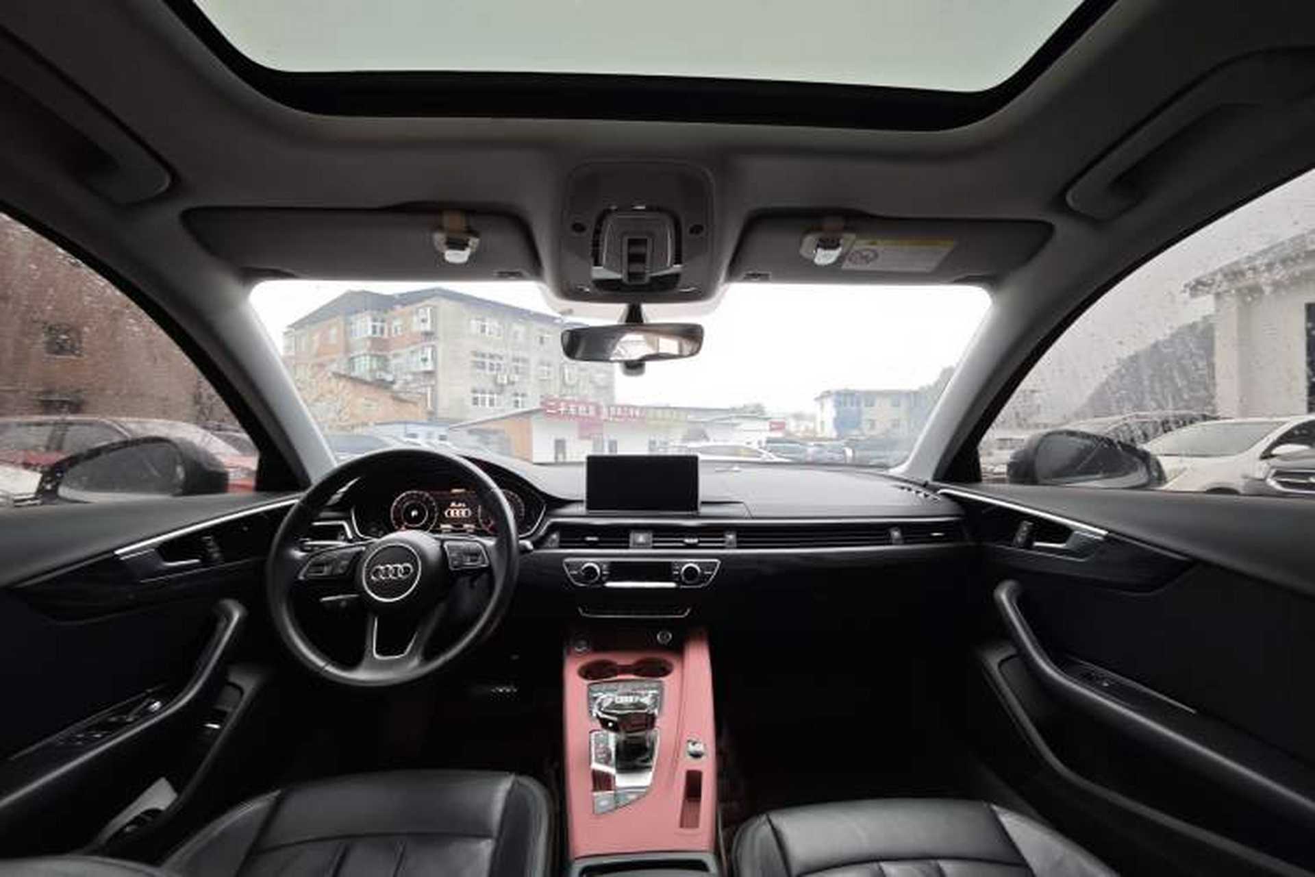 Used Audi A4L 2019 40 TFSI Fashion Edition China VI Emission Standard Interior 4