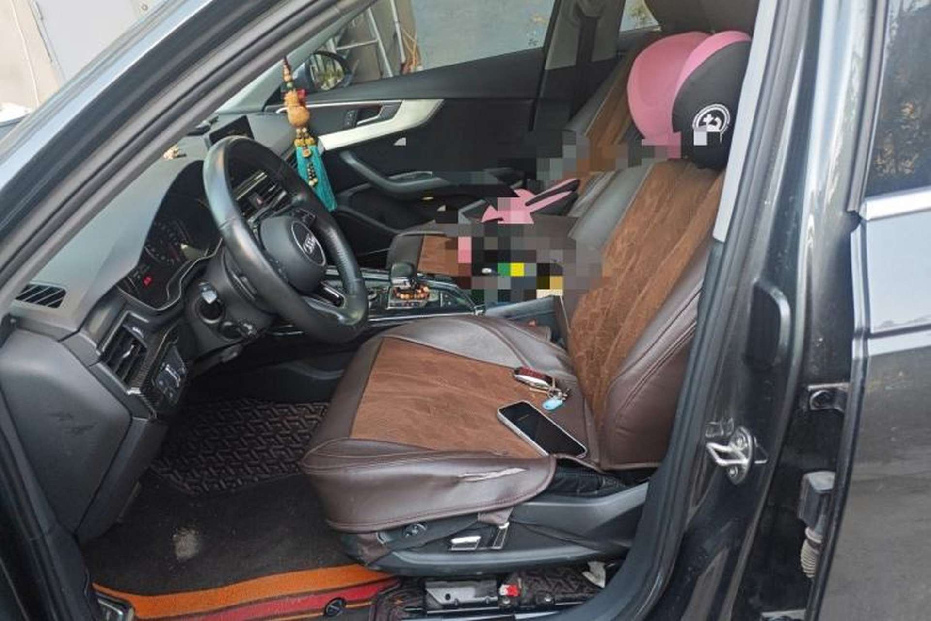 Used Audi A4L 2019 40 TFSI Fashion Edition China VI Emission Standard Left Front Seat