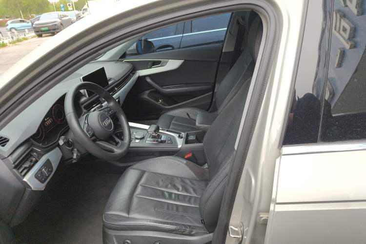 Used Audi A4L 2019 40 TFSI Fashion Version China V Left Front Seat