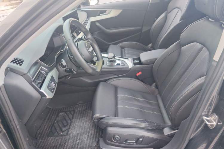 Used Audi A4L 2019 45 TFSI quattro Individual Sport Edition China VI Left Front Seat
