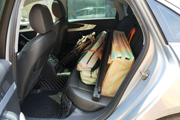 Used Audi A4L 2019 40 TFSI Fashion Version China V Left Rear Seat