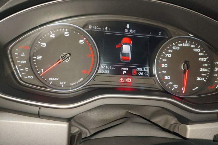 Used Audi A4L 2019 40 TFSI Ambition Version China V Odometer Close Up