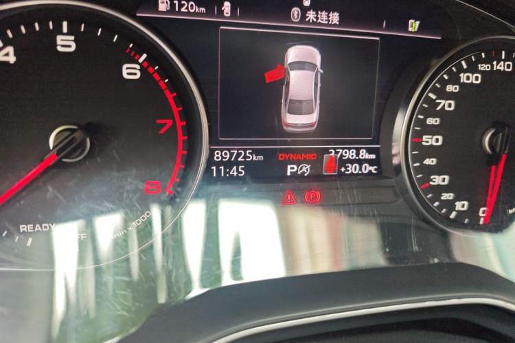 Used Audi A4L 2019 45 TFSI quattro Individual Sport Edition China VI Odometer Close Up