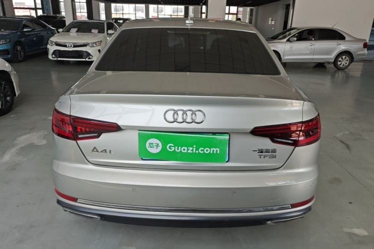 Used Audi A4L 2019 40 TFSI Ambition China VI Rear
