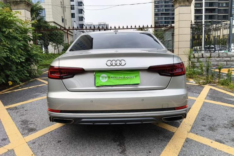 Used Audi A4L 2019 40 TFSI Fashion Edition China VI Emission Standard Rear