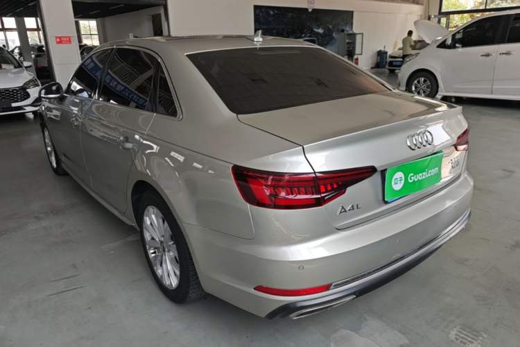 Used Audi A4L 2019 40 TFSI Ambition China VI Rear Left 45 Deg