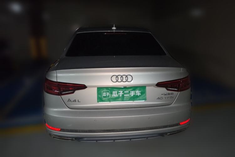 Used Audi A4L 2019 40 TFSI Fashion Edition China VI Emission Standard Rear
