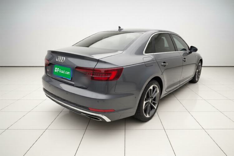Used Audi A4L 2019 40 TFSI Fashion Edition China VI Emission Standard Rear Right 45 Deg