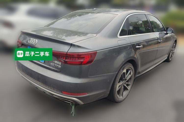 Used Audi A4L 2019 40 TFSI Fashion Edition China VI Emission Standard Rear Right 45 Deg