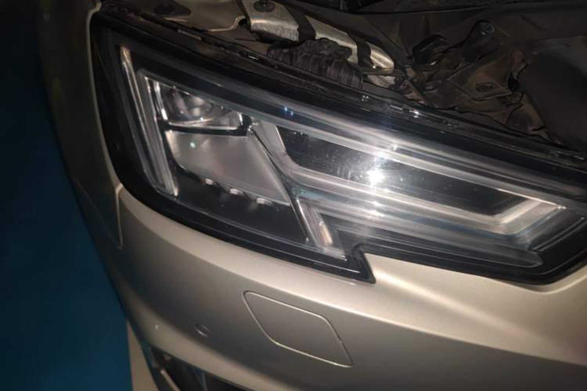 Used Audi A4L 2019 40 TFSI Fashion Edition China VI Emission Standard Right Front Headlight