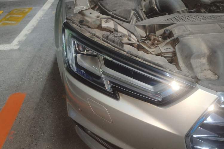 Used Audi A4L 2019 40 TFSI Ambition Version China V Right Front Headlight