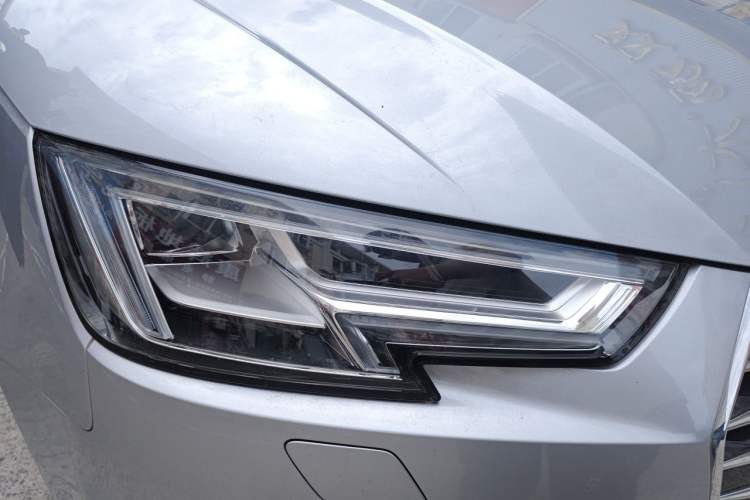 Used Audi A4L 2019 40 TFSI Ambition China VI Right Front Headlight