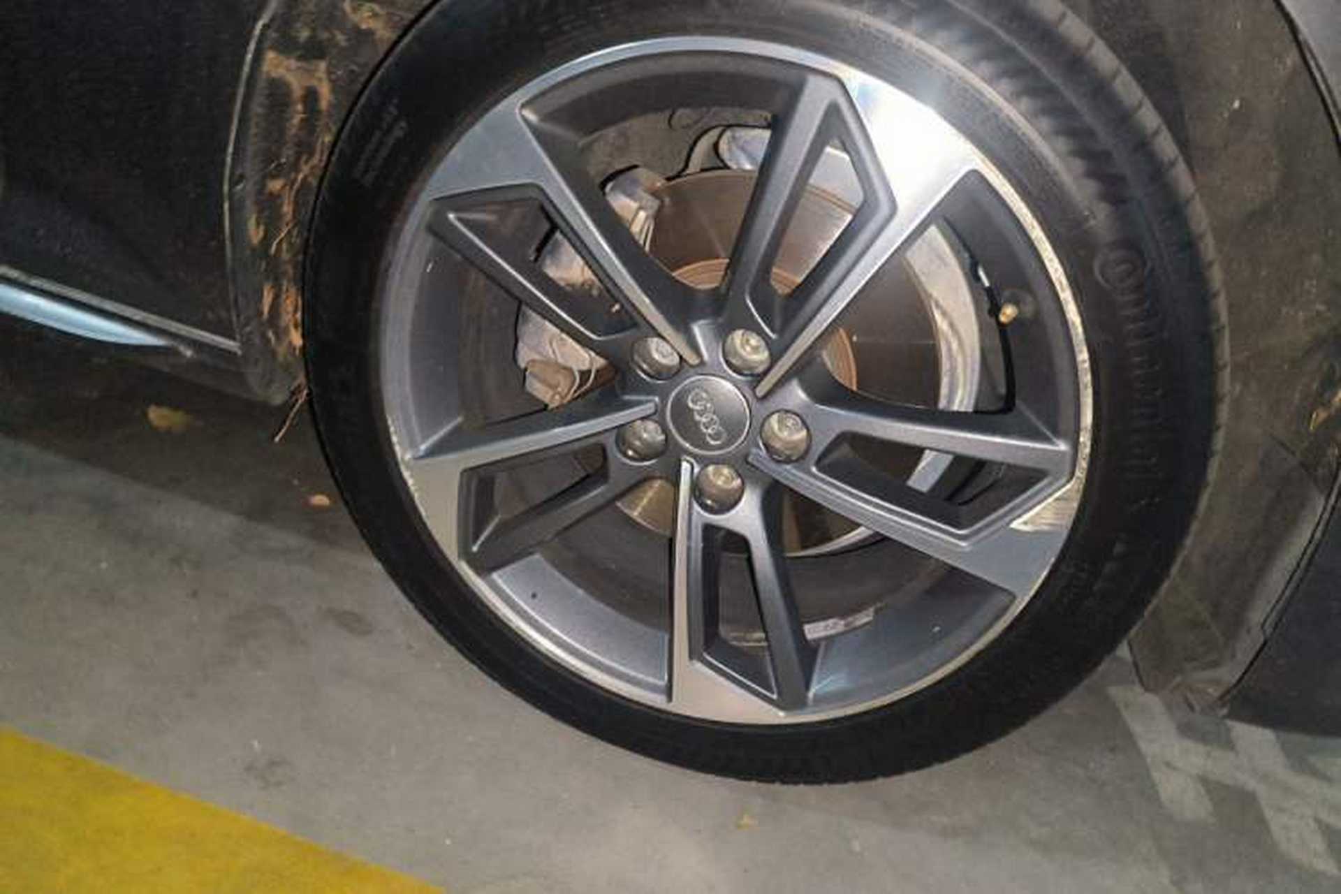 Used Audi A4L 2019 40 TFSI Ambition China VI Right Front Wheel Hub