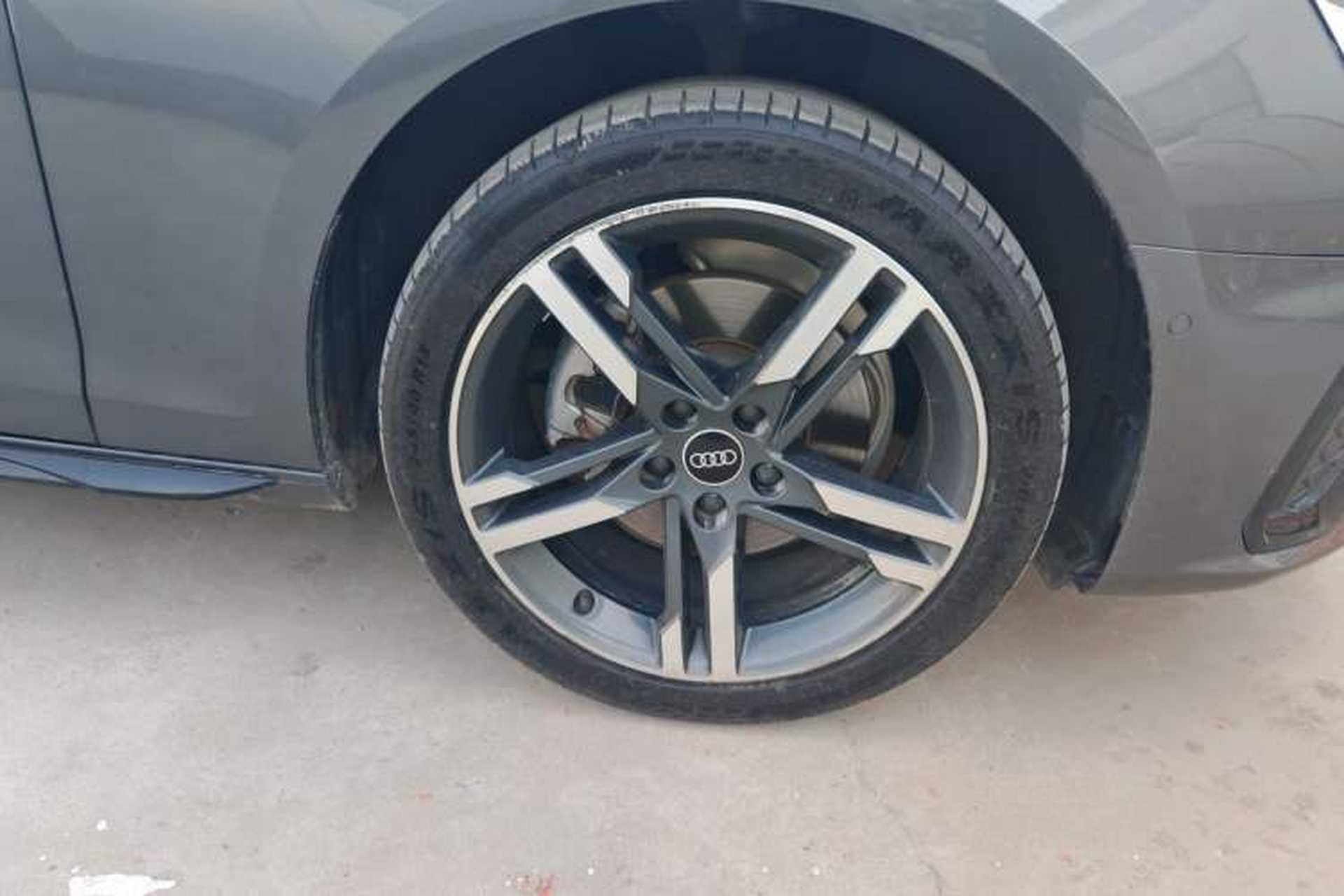 Used Audi A4L 2019 45 TFSI quattro Individual Sport Edition China VI Right Front Wheel Hub