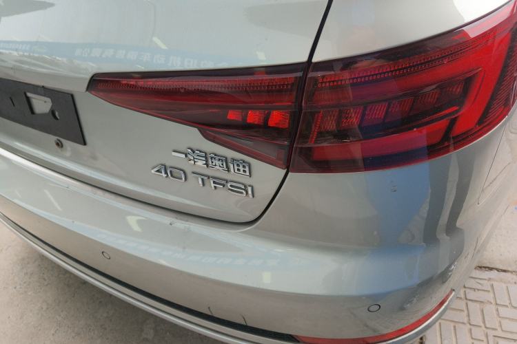 Used Audi A4L 2019 40 TFSI Fashion Version China V Right Rear Taillight