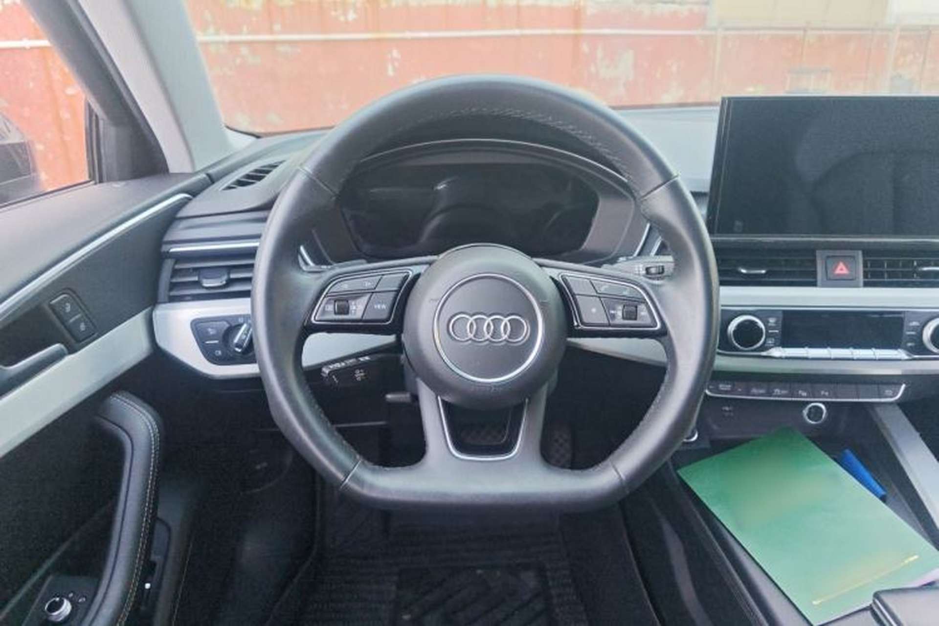 Used Audi A4L 2019 45 TFSI quattro Individual Sport Edition China VI Steering Wheel
