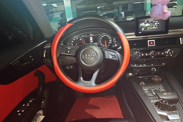 Used Audi A4L 2019 40 TFSI Ambition China VI Steering Wheel