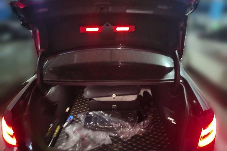 Used Audi A4L 2019 40 TFSI Fashion Edition China VI Emission Standard Trunk
