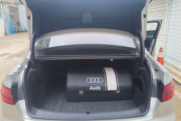 Used Audi A4L 2019 40 TFSI Ambition China VI Trunk