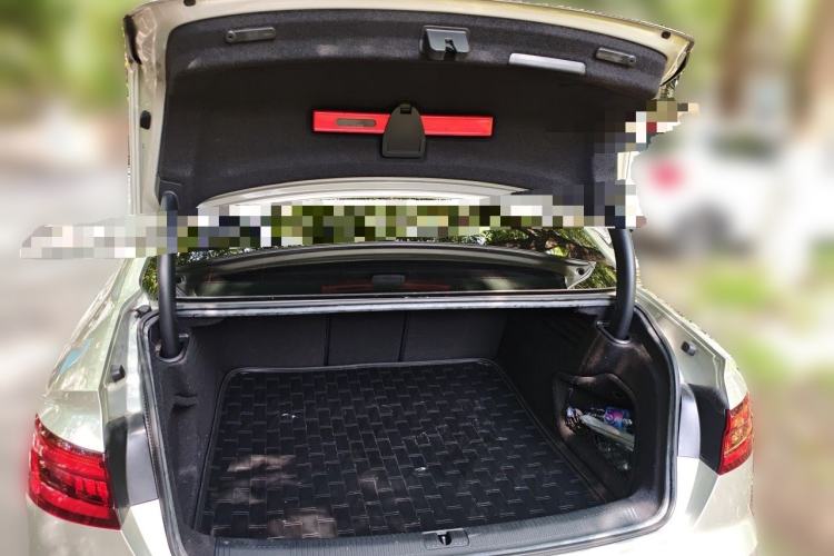 Used Audi A4L 2019 40 TFSI Ambition China VI Trunk