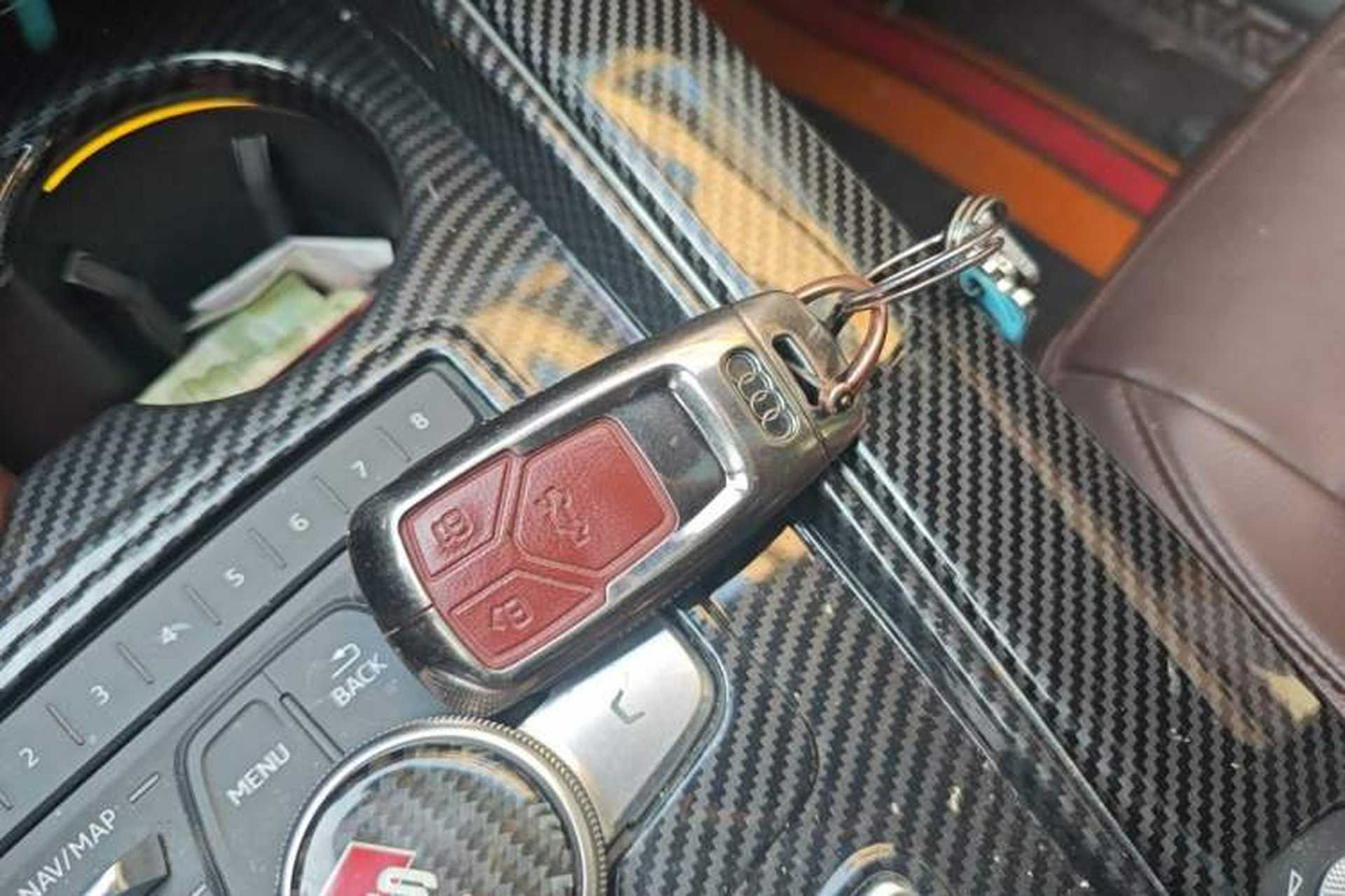 Used Audi A4L 2019 40 TFSI Fashion Edition China VI Emission Standard Vehicle Key