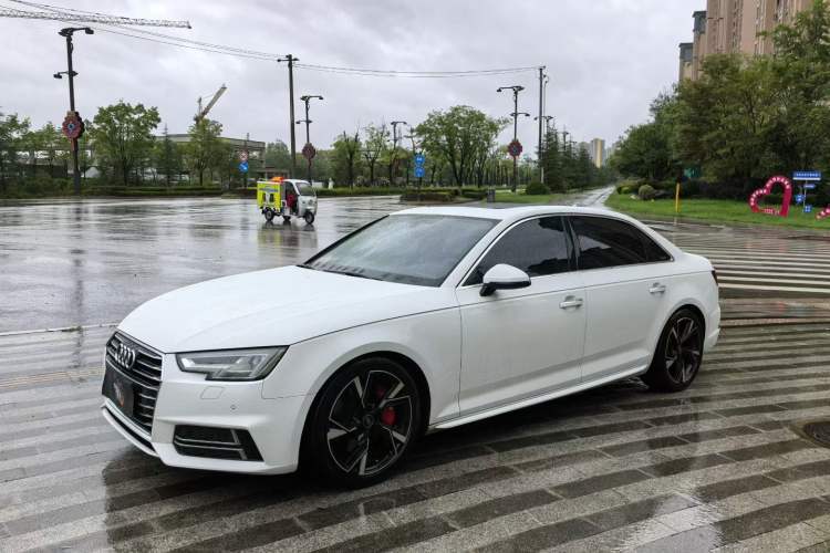 Used Audi A4L 2019 40 TFSI Ambition China VI Guazi used car, China used car export, Used car for sale, Used cars, Cheapest cars for sale