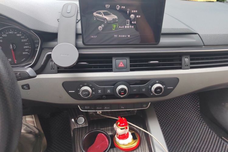 Used Audi A4L 2019 40 TFSI Ambition Version China V Audio And AC Panel