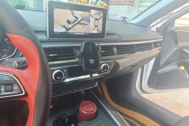 Used Audi A4L 2019 40 TFSI Fashion Version China V Audio And AC Panel