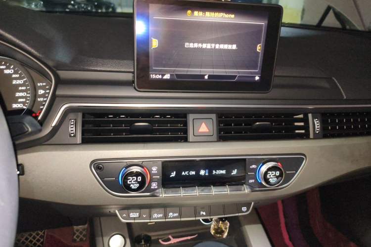 Used Audi A4L 2019 40 TFSI Ambition China VI Audio And AC Panel