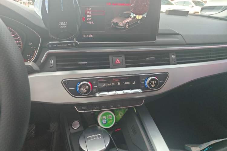 Used Audi A4L 2019 40 TFSI Fashion Version China V Audio And AC Panel