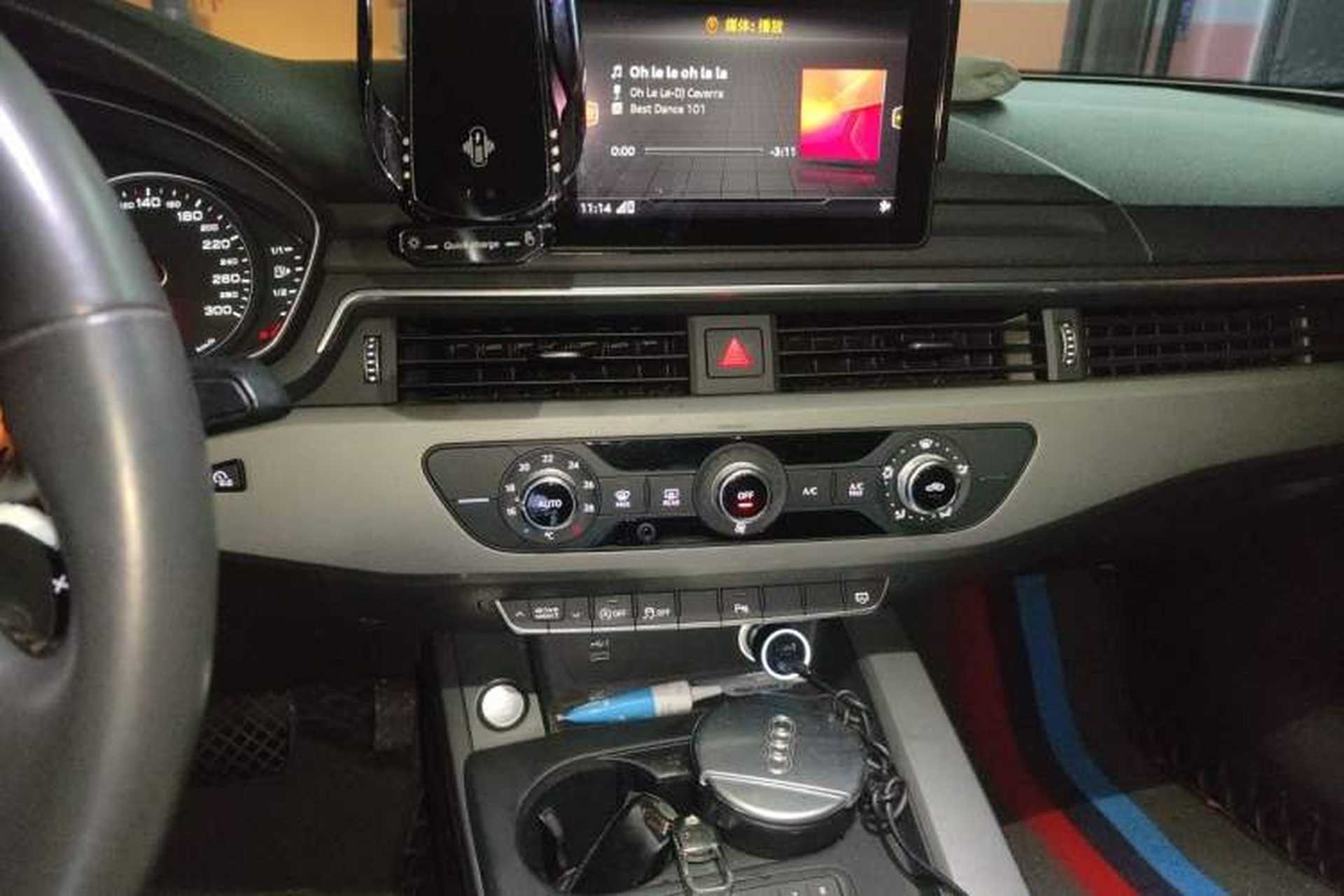 Used Audi A4L 2019 40 TFSI Ambition Version China V Audio And AC Panel