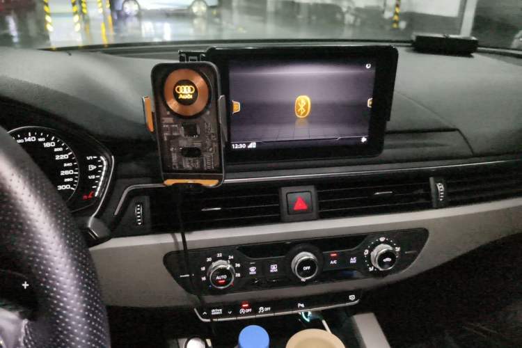 Used Audi A4L 2019 40 TFSI Ambition Version China V Audio And AC Panel