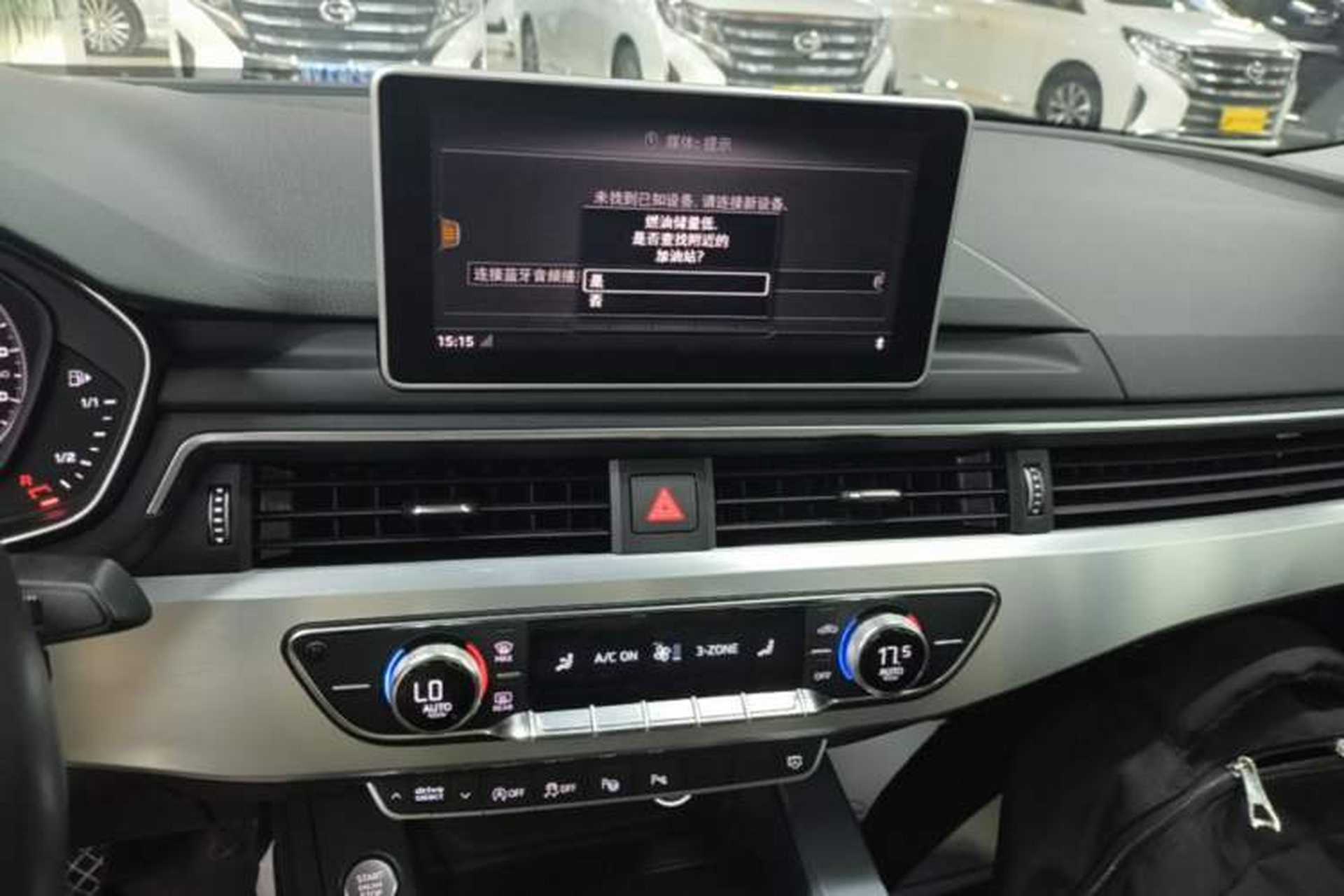 Used Audi A4L 2019 40 TFSI Fashion Edition China VI Emission Standard Audio And AC Panel