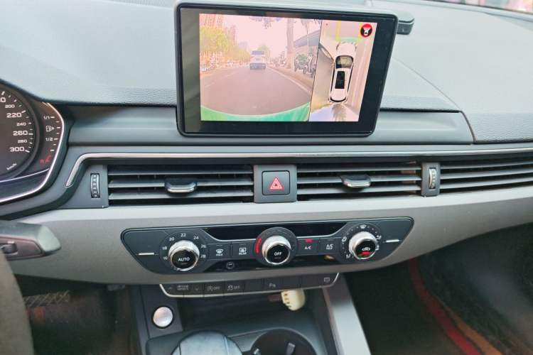 Used Audi A4L 2019 40 TFSI Ambition China VI Audio And AC Panel
