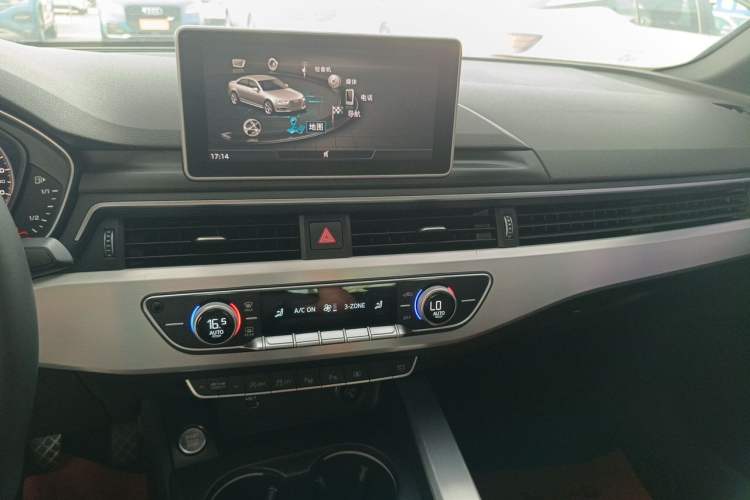 Used Audi A4L 2019 40 TFSI Sporty Version China V Audio And AC Panel