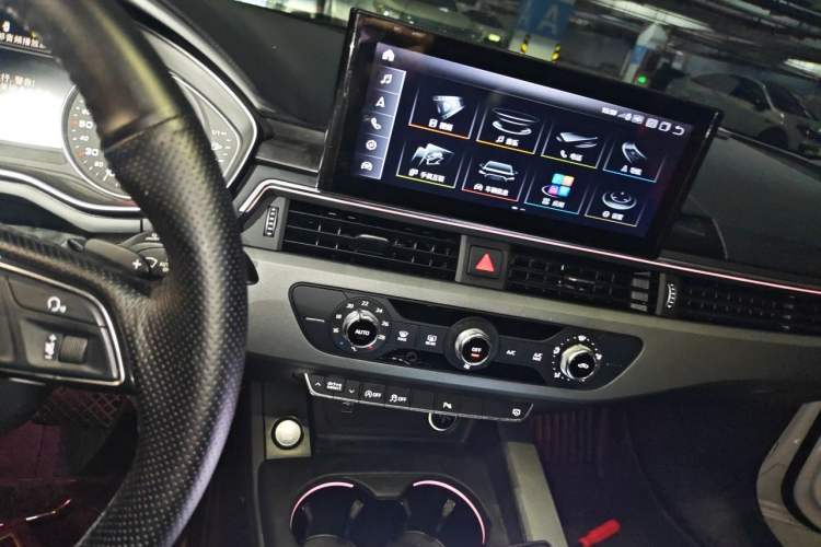 Used Audi A4L 2019 40 TFSI Ambition Version China V Audio And AC Panel