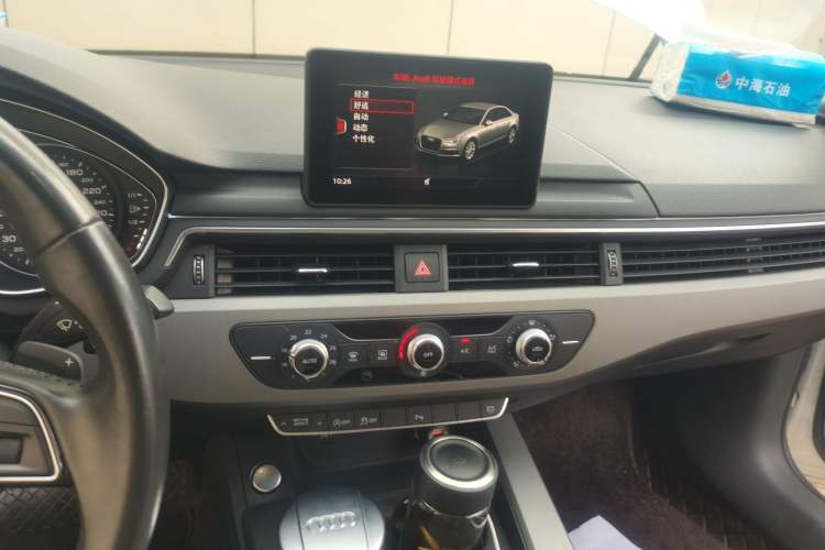 Used Audi A4L 2019 40 TFSI Ambition Version China V Audio And AC Panel