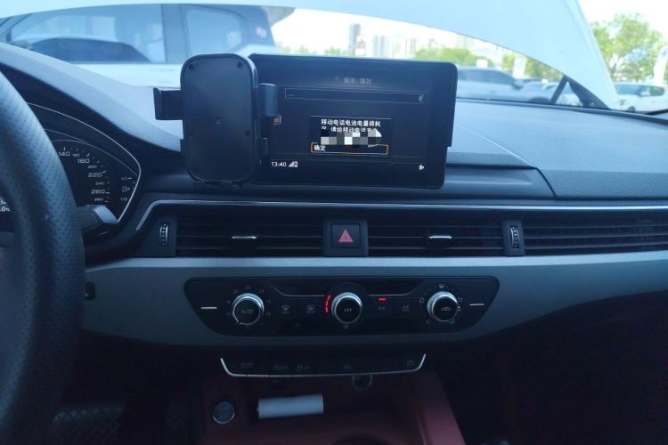 Used Audi A4L 2019 40 TFSI Ambition Version China V Audio And AC Panel