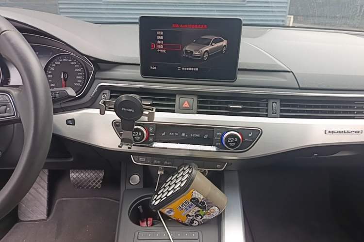 Used Audi A4L 2019 45 TFSI quattro Individual Sport Edition China VI Audio And AC Panel