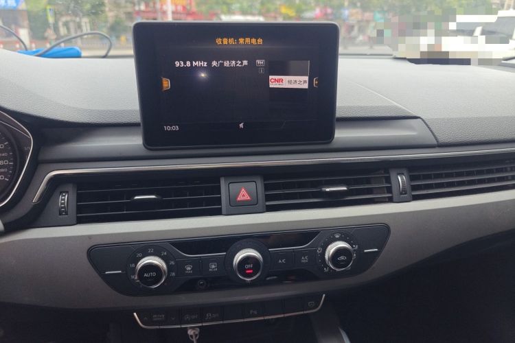 Used Audi A4L 2019 40 TFSI Ambition China VI Audio And AC Panel